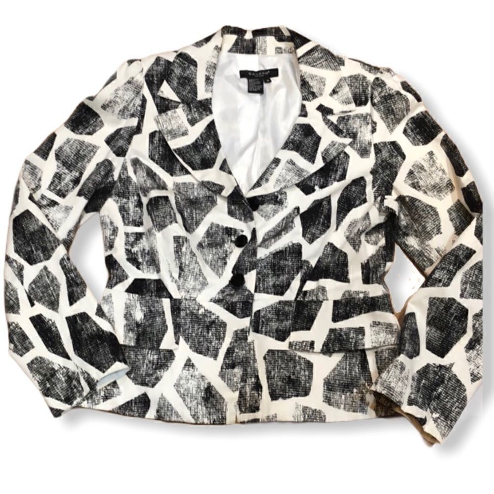 𝅺sandro Sportswear Black & White Printed Blazer